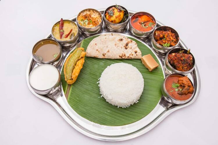 Lunch meal served at Vasthyam
